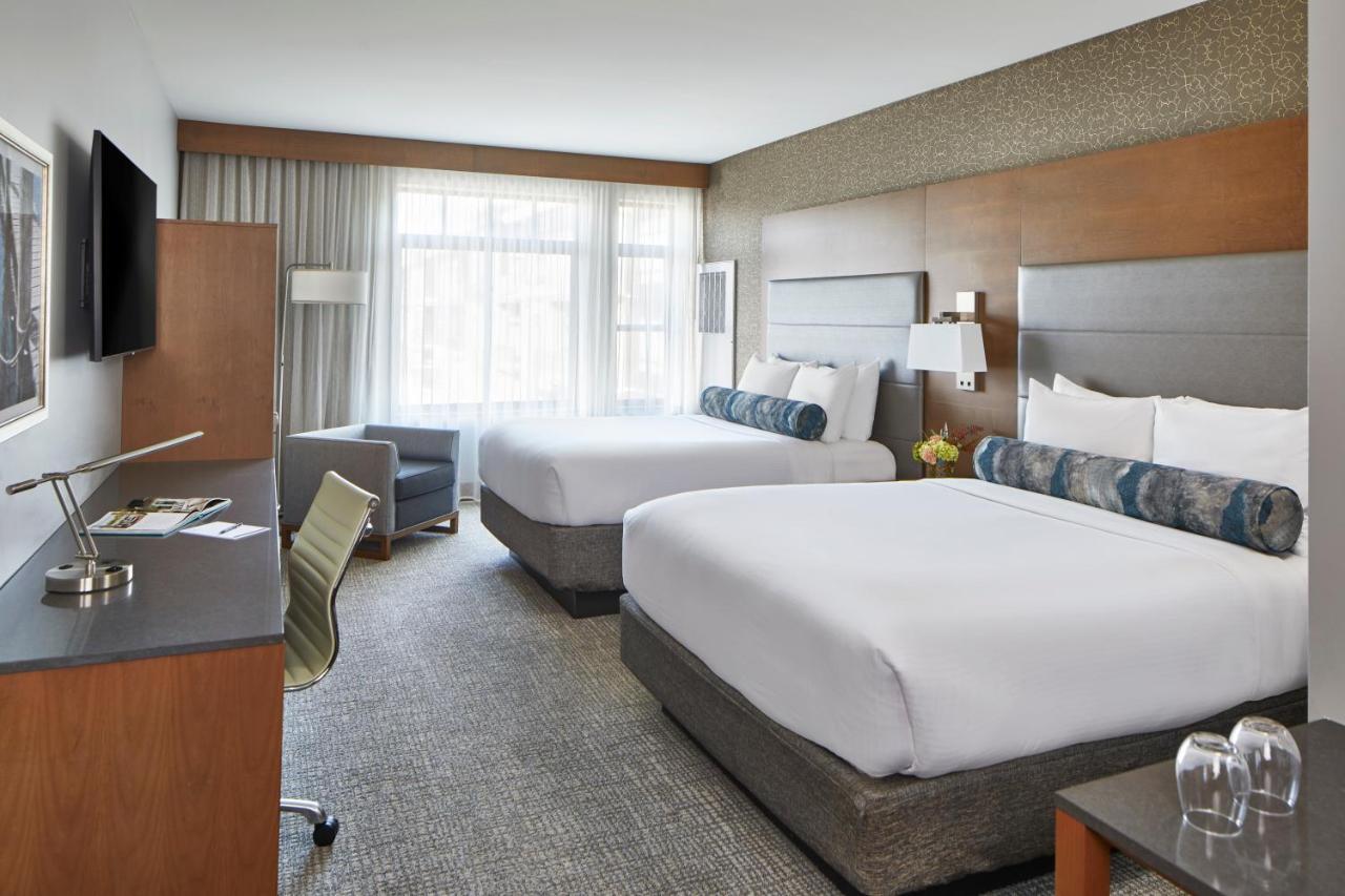 The Hotel Landing Wayzata Экстерьер фото