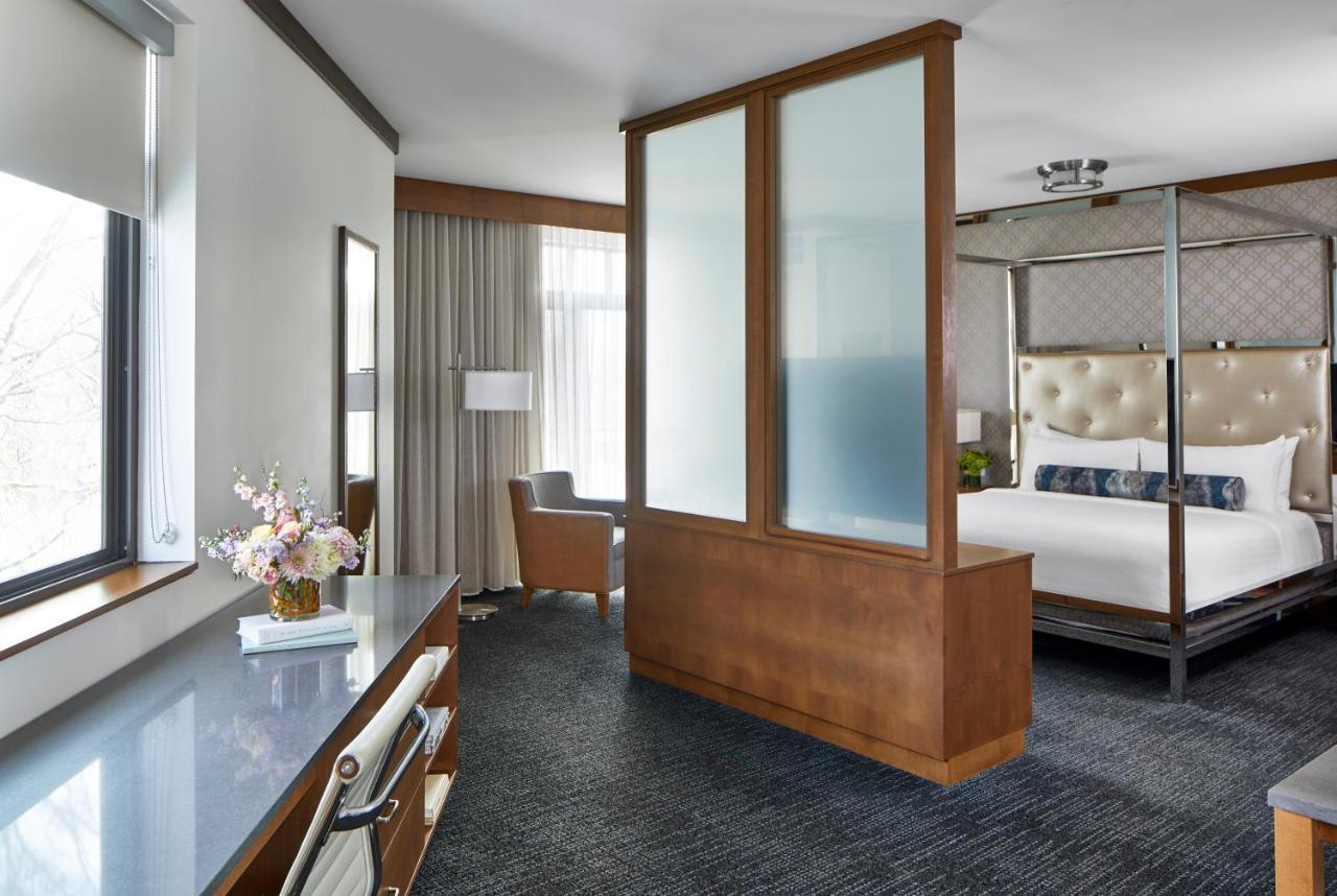 The Hotel Landing Wayzata Экстерьер фото