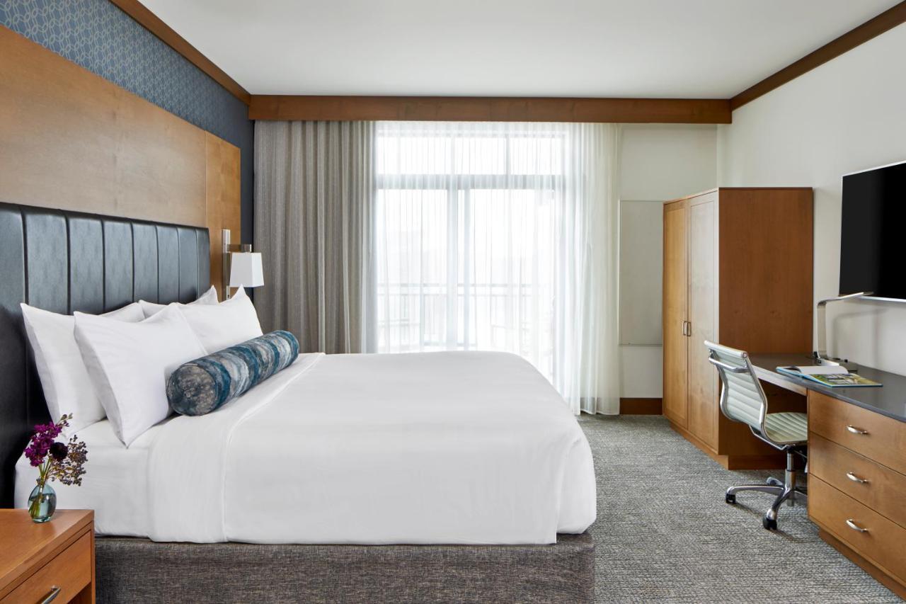 The Hotel Landing Wayzata Экстерьер фото